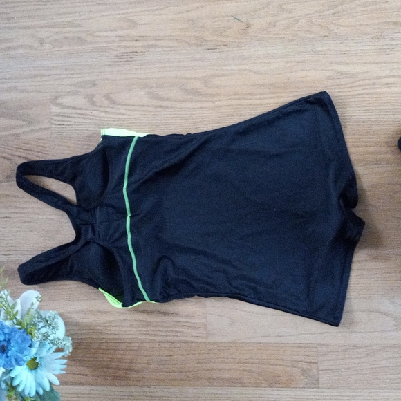 Women's one piece swimsuits - Picture 3 of 4